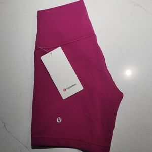 Lululemon Wunder Train 6" Shorts